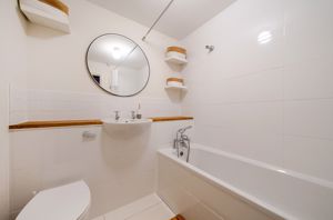 Bathroom- click for photo gallery